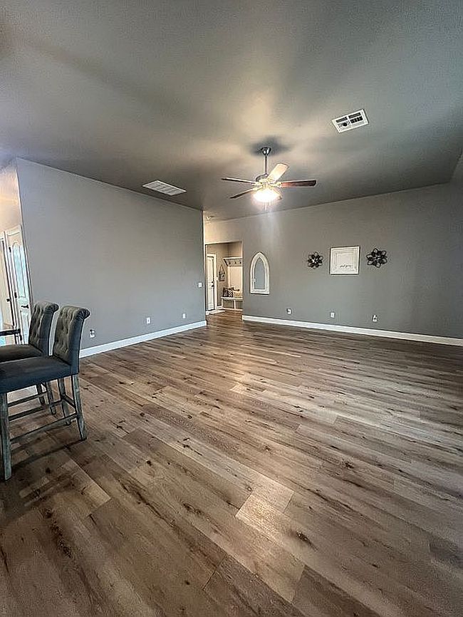 Additional photo 2 of property located at 1919 Twisted Oak Ct