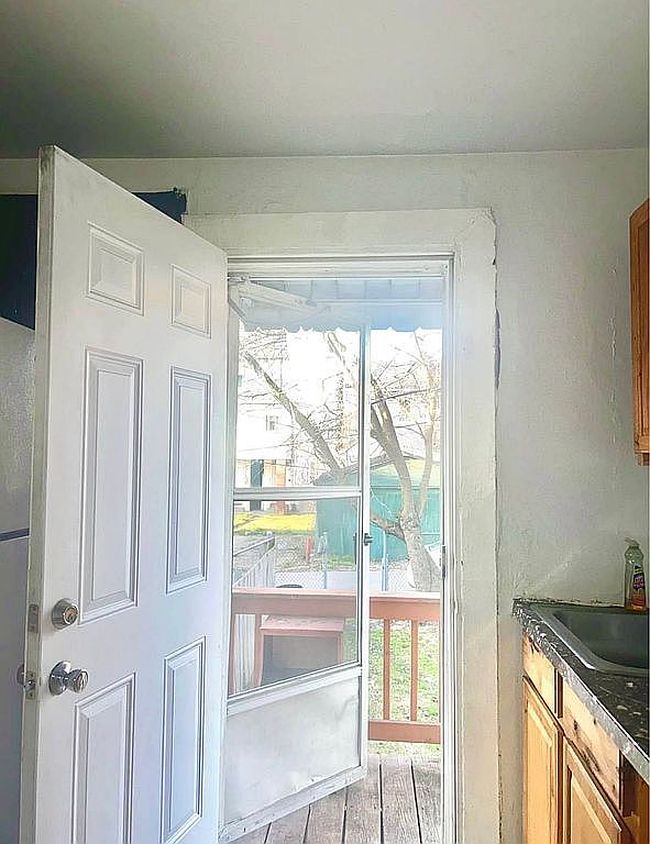 Photo of 133 Bausman St, Pittsburgh, PA