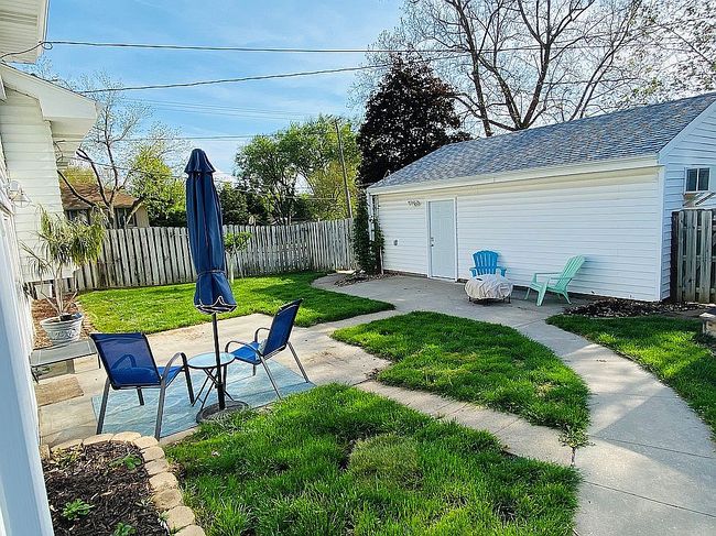 Image of 608 N Beadle St