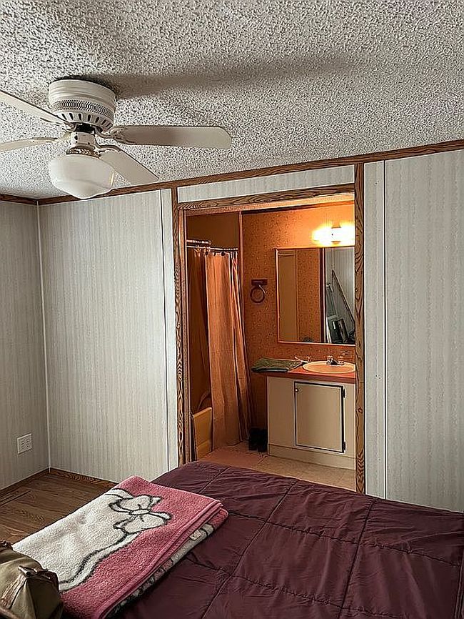 Image of 4251 E Lake Rd #43