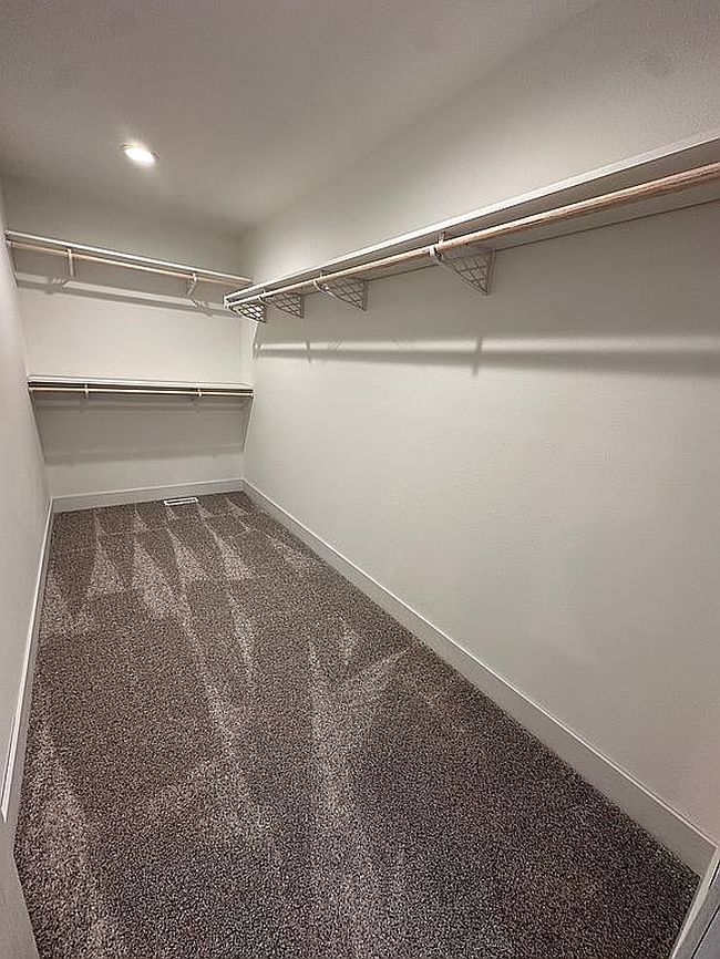 Image of 1421 Fox Dr Se