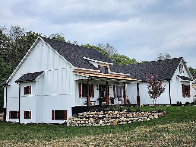 Additional photo 3 of property located at 7837 Sandy Ln