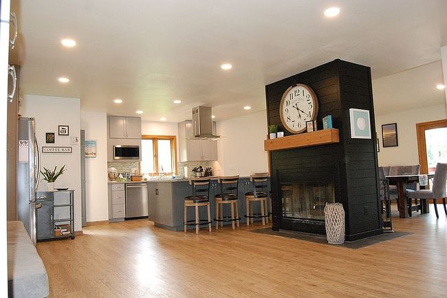 Photo of 3438 Twin Lake View Dr Ne, North Liberty, IA