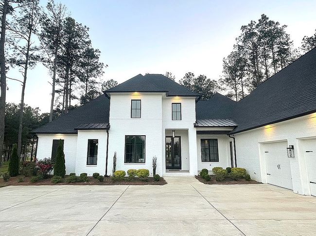 Image of 374 Lake Village Dr