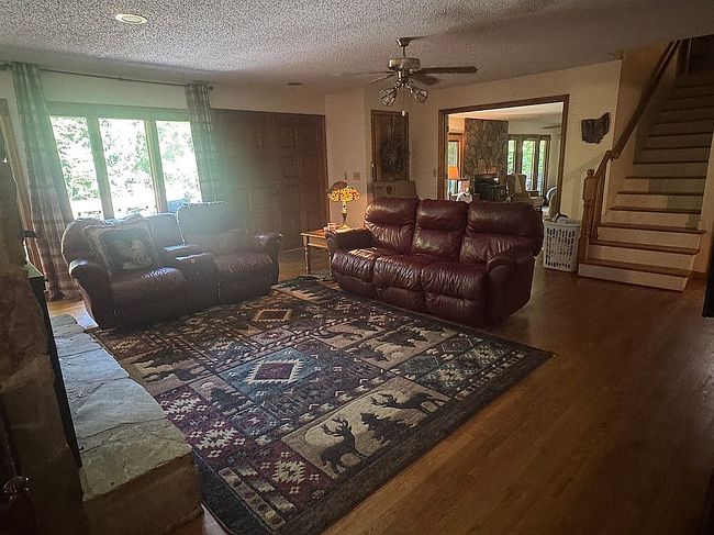 Photo of 652 Shepherds Creek Rd, Robbinsville, NC