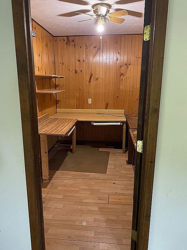 Photo of E9582 Lehnen Rd, Munising, MI