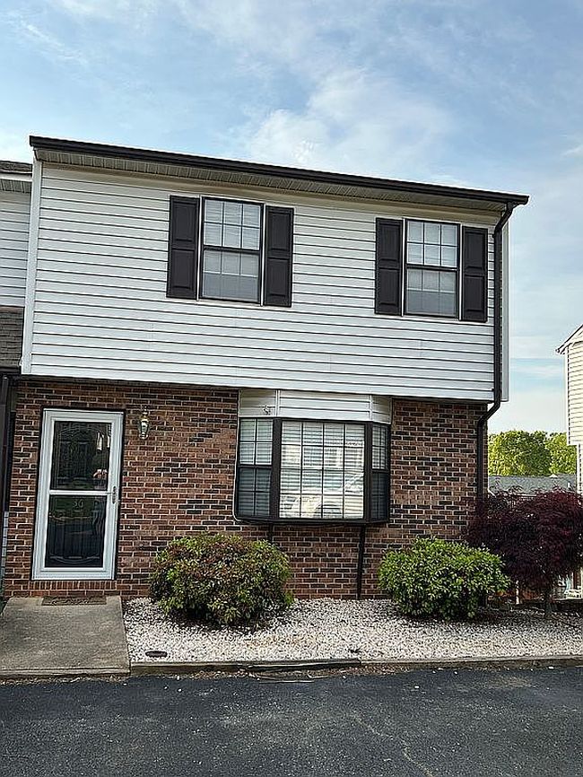 Image of 36 Cape Charles Sq