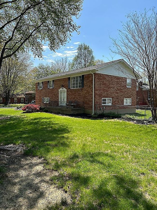 Image of 2700 Stephan Rd