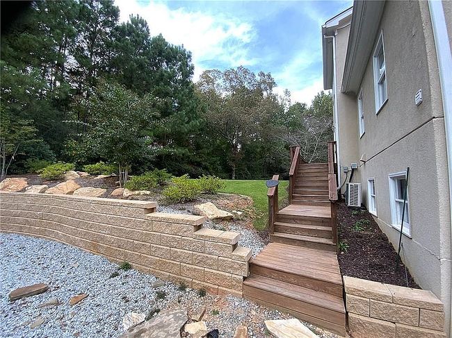 Photo of 3601 Hampstead Ln Ne, Roswell, GA