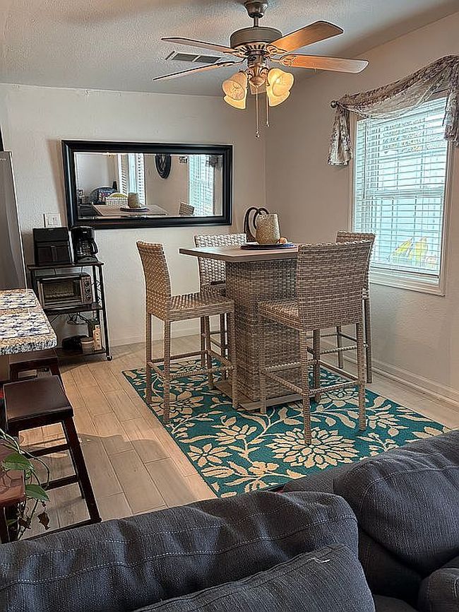 Photo of 149 Seahorse Dr Se Unit B, Saint Petersburg, FL