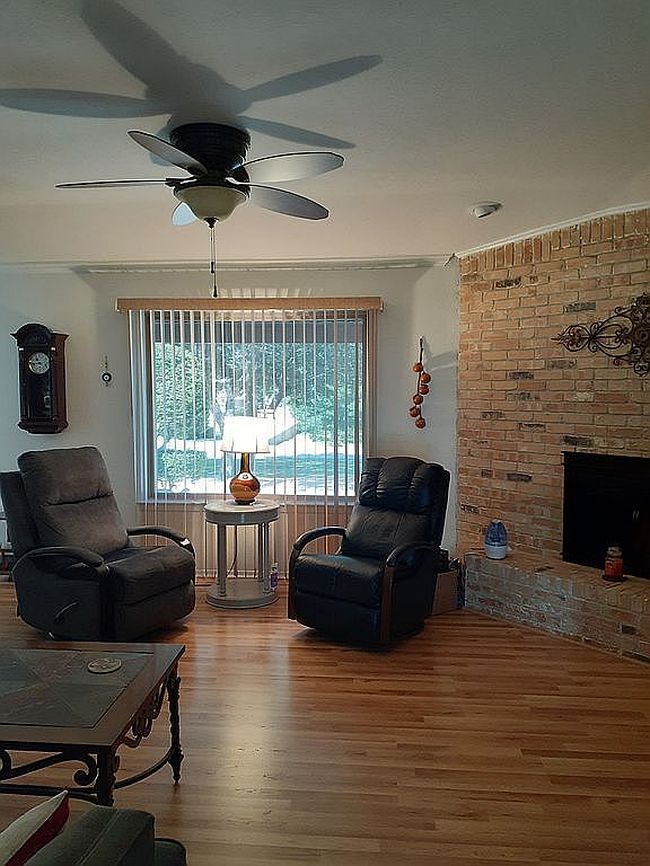 Photo of 4116 Fairway Dr, Granbury, TX