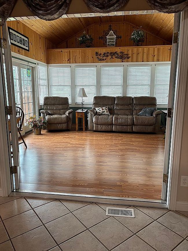 Photo of 14 Newport Ct, Morton, IL
