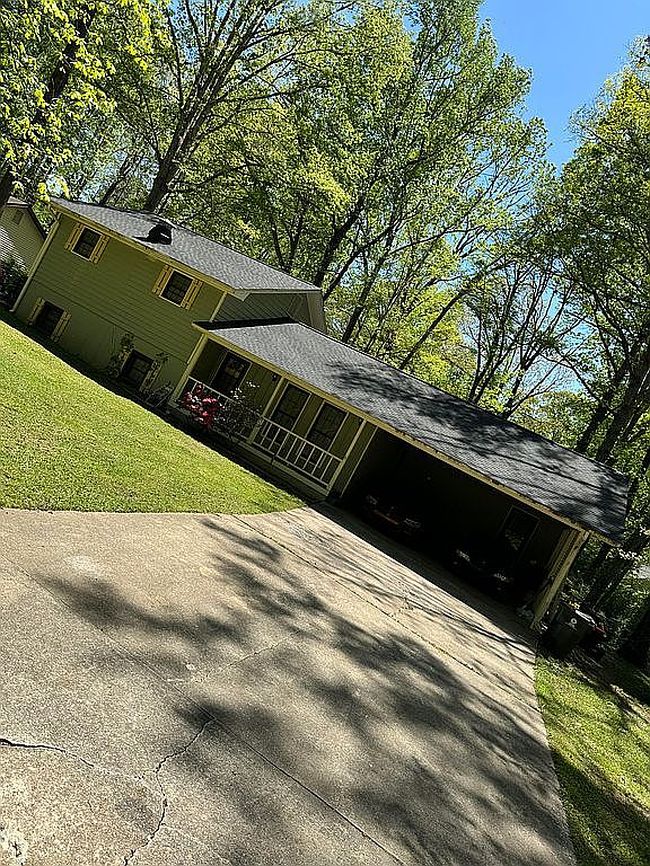 Photo of 752 Maple Dr