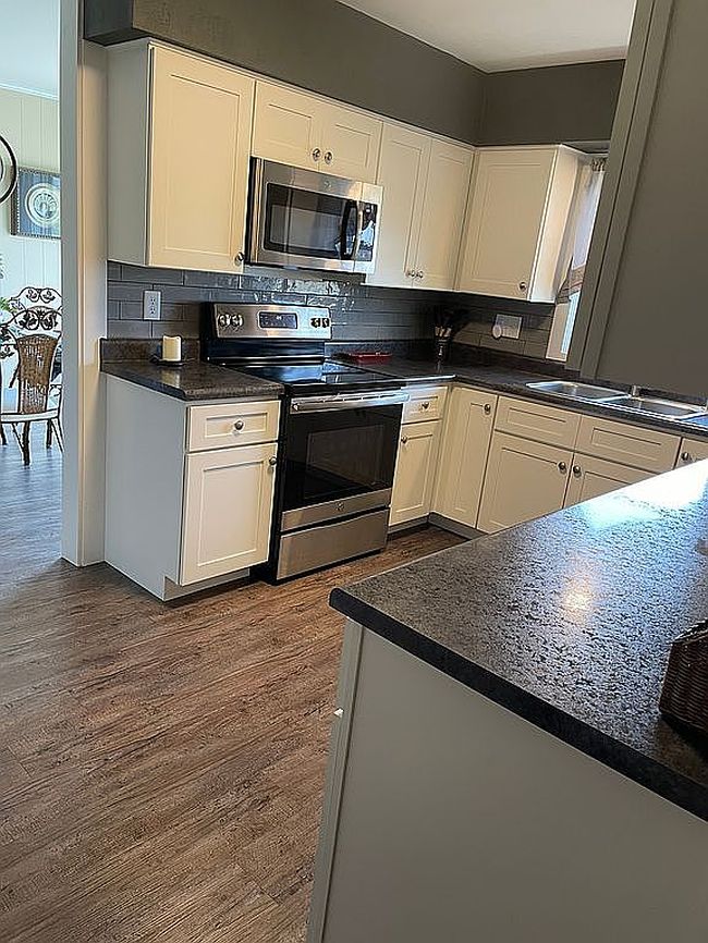 Image of 501 N Deneen St