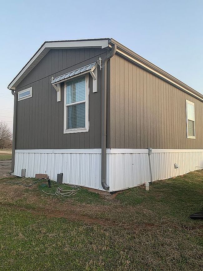 Photo of 156 Comanche Trl, Henrietta, TX