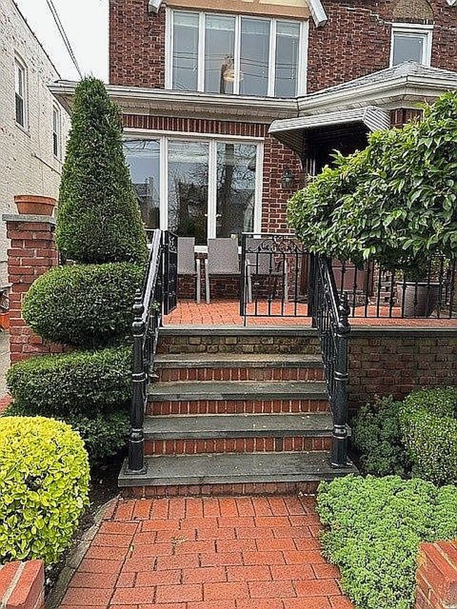 Image of 2036 E 36th St