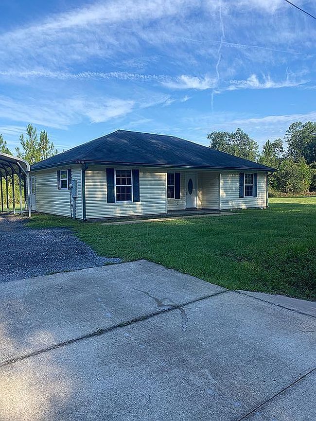 Photo of 27418 Missouri St