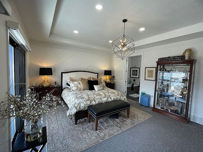 Image of 838 E Mountain Rd