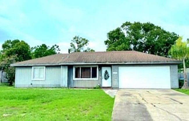 Additional photo 1 of property located at 690 Colchester Ave