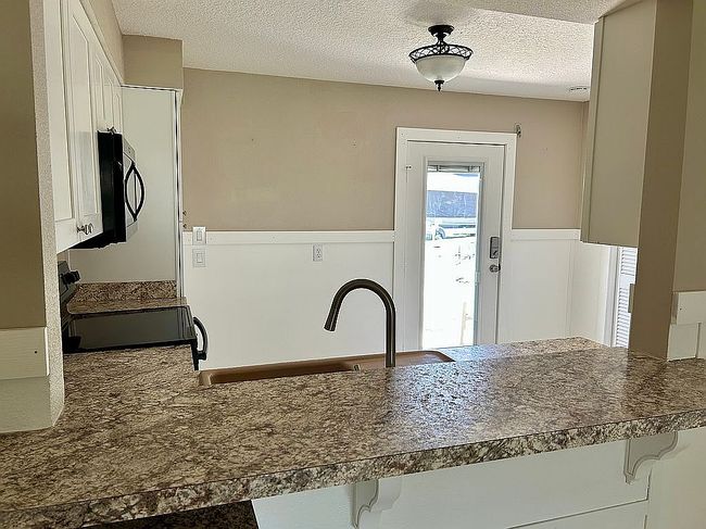 Photo of 10 Se Kings Bay Dr Apt 4, Crystal River, FL