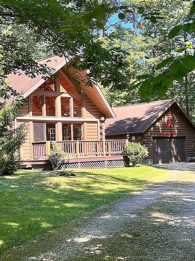 Photo of 61 Orchard Camp Dr, Ohiopyle, PA