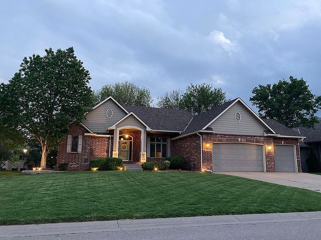 2946 N Wild Rose Ct, Wichita, KS