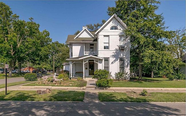 Photo of 426 N Main St