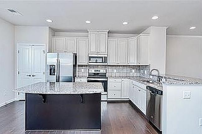 Photo of 214 Rocky Slope Rd, Greenville, SC