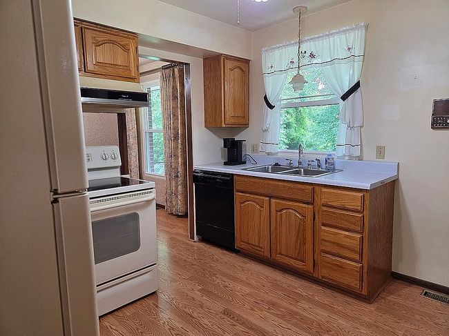Photo of 58 Eastmoor Dr, Wood River, IL
