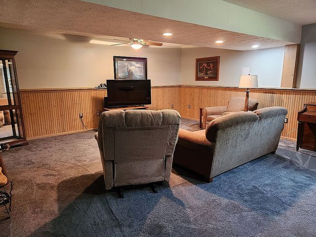 Image of 2128 Saltsman Rd