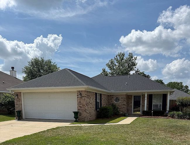 Image of 8210 Edgewood Dr