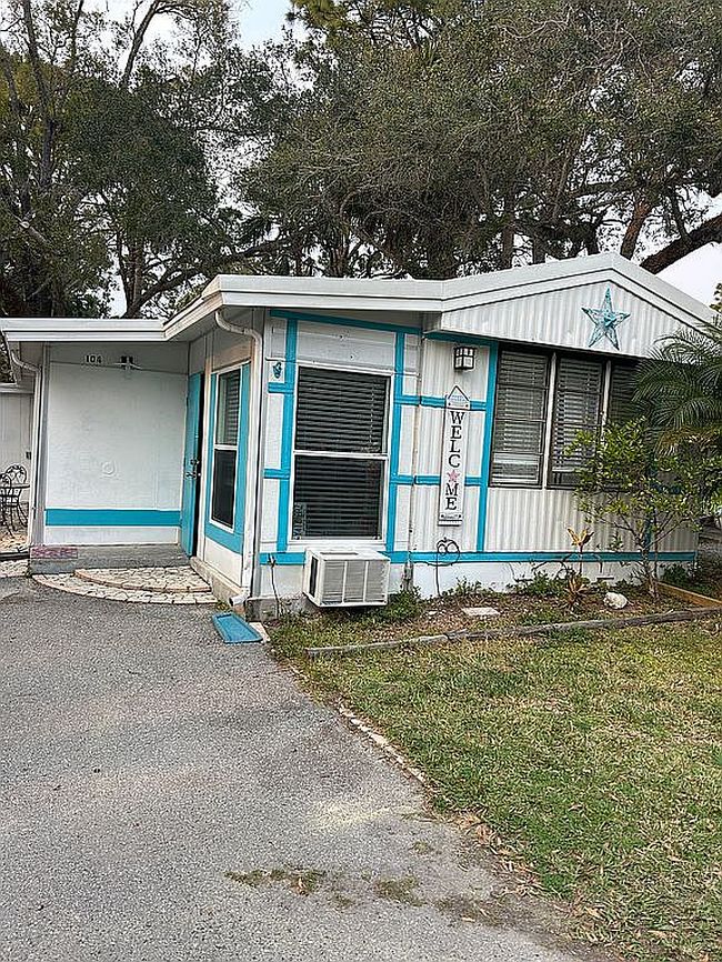 Image of 10521 Scenic Dr #104