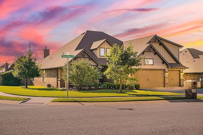 Photo of 4909 Mahogany Dr