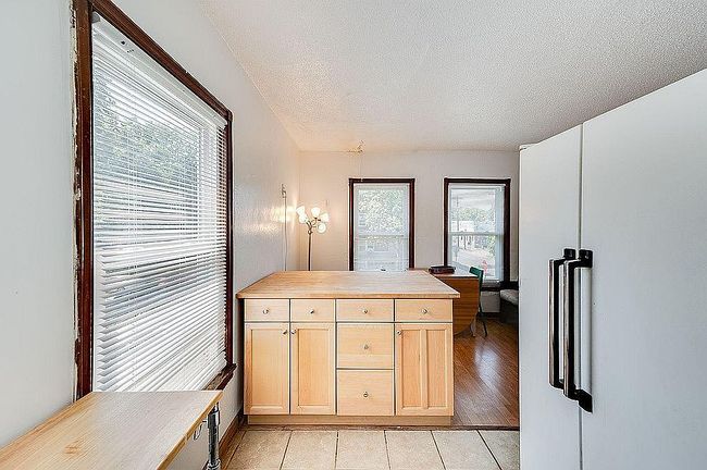 Photo of 2501 Emerson Ave S, Minneapolis, MN