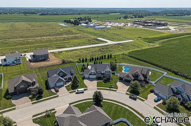 Photo of 6591 Prairie Grass Ln, Bettendorf, IA