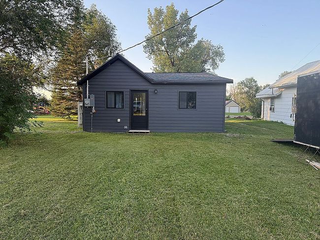 Additional photo 1 of property located at 311 6th St