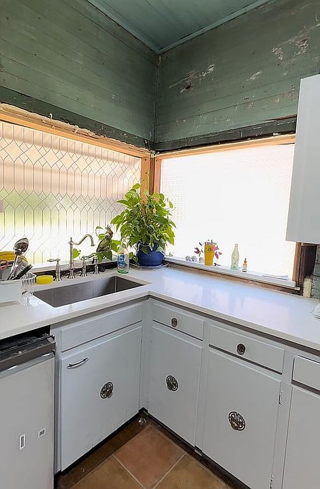 Image of 2421 Avenue G