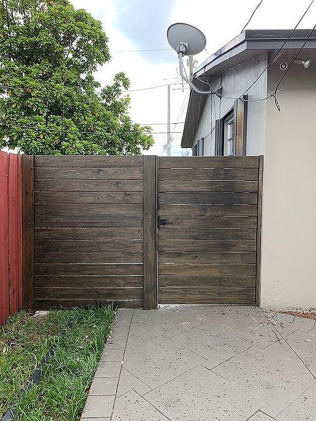 Image of 1166 W 24th St