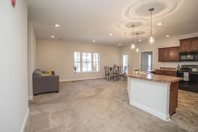 Preview of property located at 31 Gables East Way #301