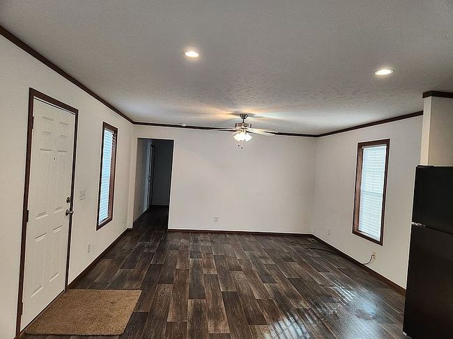 Additional photo 4 of property located at 38 Joymar Dr