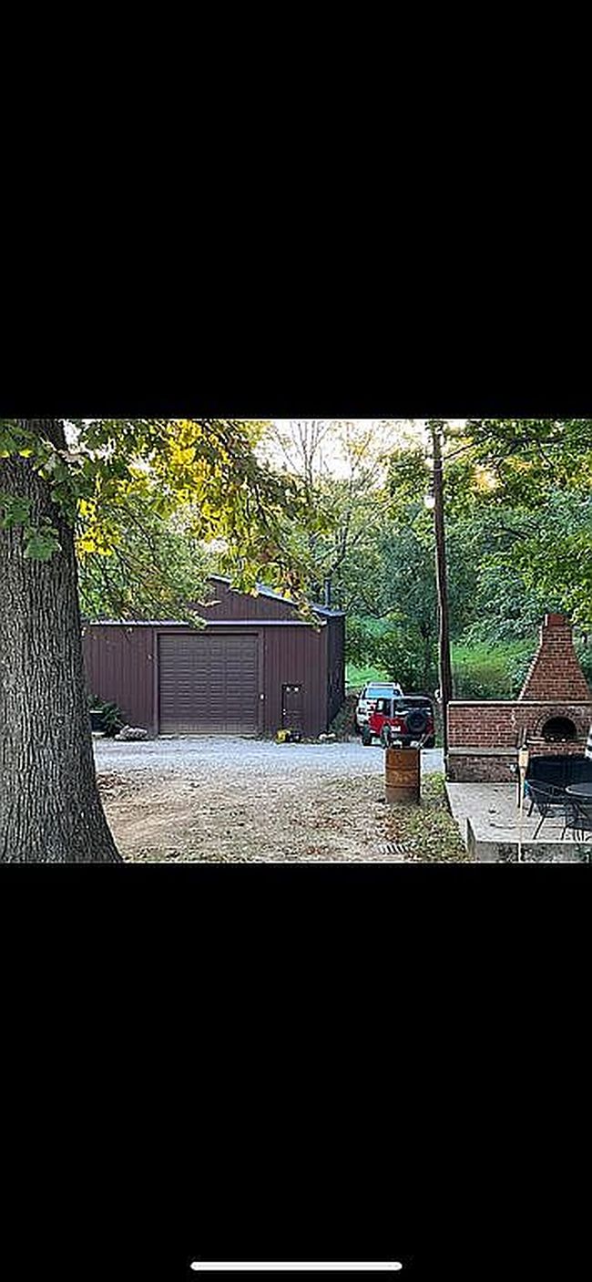 Image of 3300 Van Zandt Dr