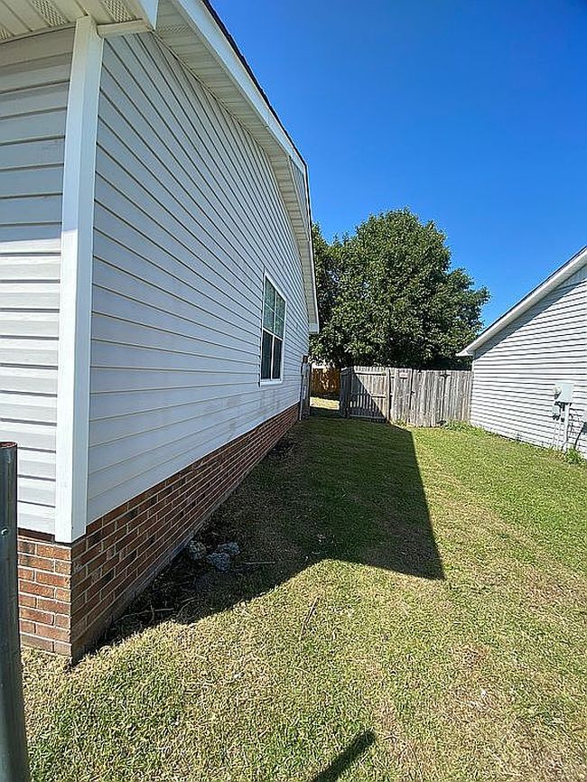 Image of 107 Creekview Dr