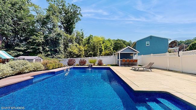 Image of 45 Minuteman Cir