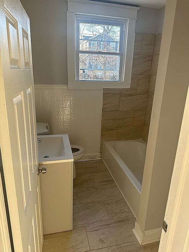 Image of 6600 Hampnett Ave #1-2
