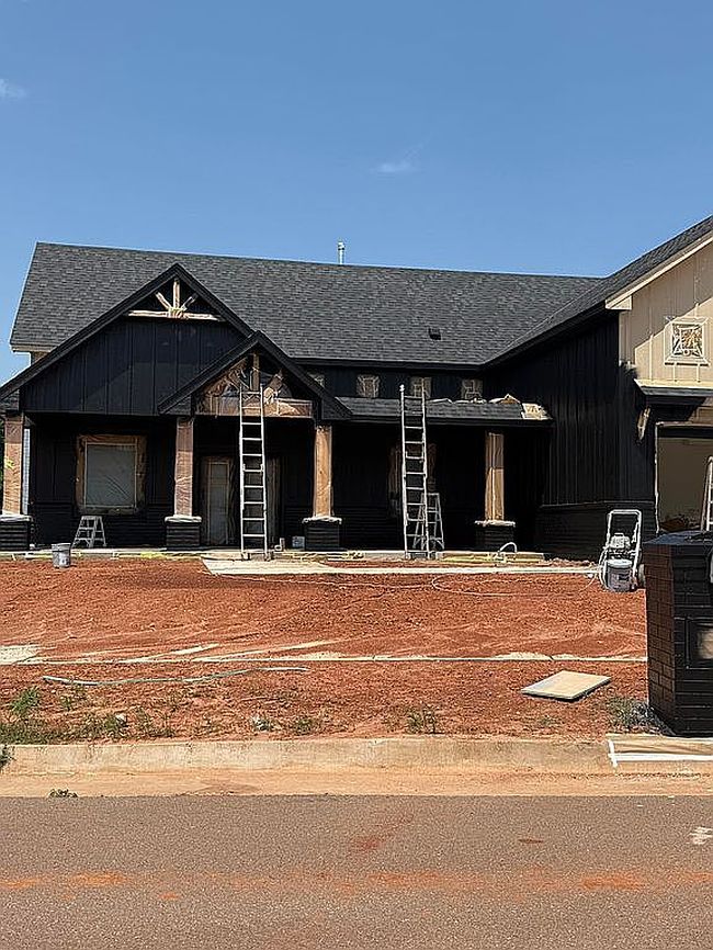 Image of 10808 Blue Creek Dr