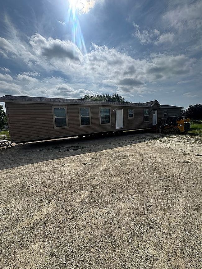 Photo of 518 W Caledonia St, Caledonia, MN