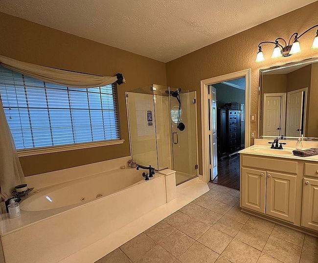 Image of 2408 Sawgrass Ct