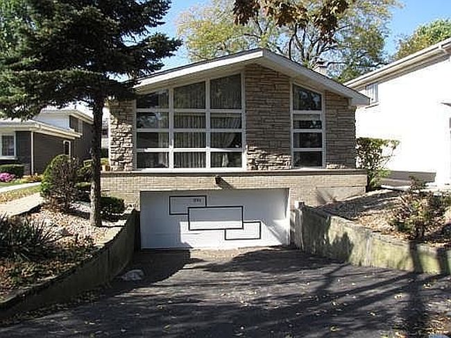 Photo of 7240 N Lowell Ave, Lincolnwood, IL