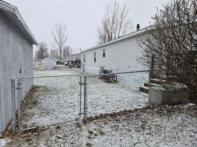 Image of 1915 Rosewood Dr