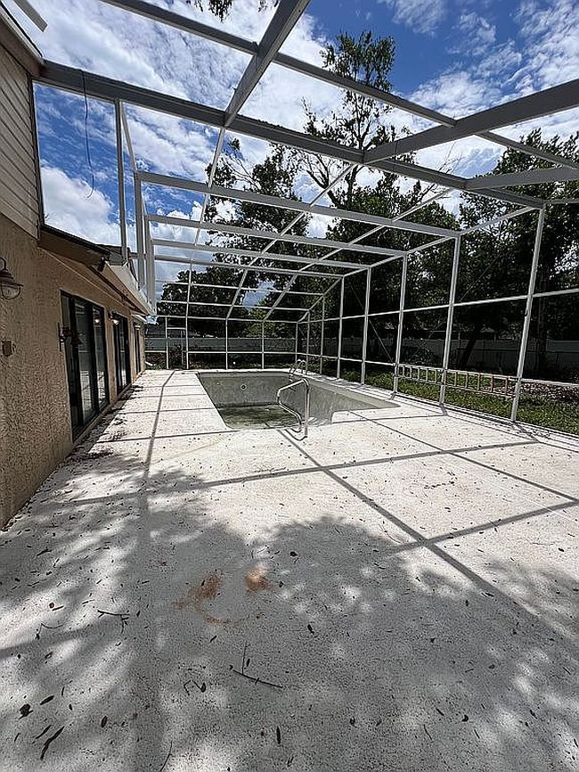 Photo of 7984 Floral Dr, Weeki Wachee, FL
